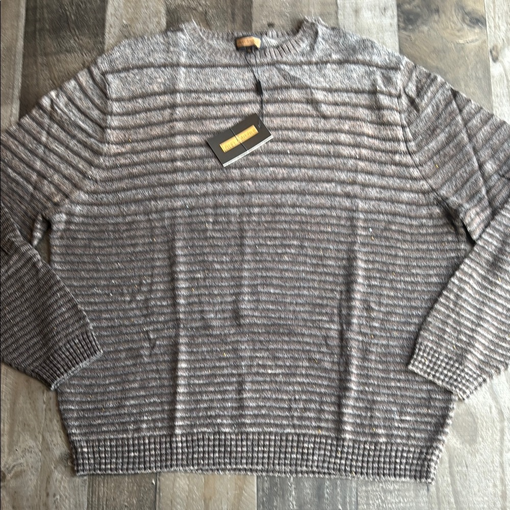 Lenor Romano new with tags crewneck sweater